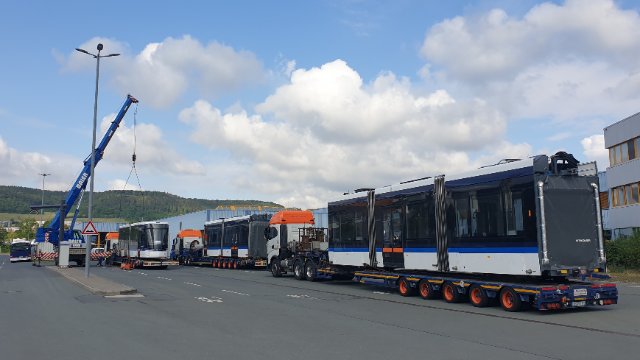 Fuhrpark des Jenaer Nahverkehrs füllt sich mit Lichtbahnen