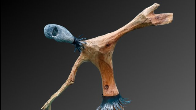 Jenaer Künstler stellt Holzobjekte im StadtLab aus