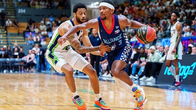 Medipolis SC Jena verpflichtet Blake Francis