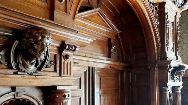 Historische Kunstwerke zurück in Schloss Hummelshain