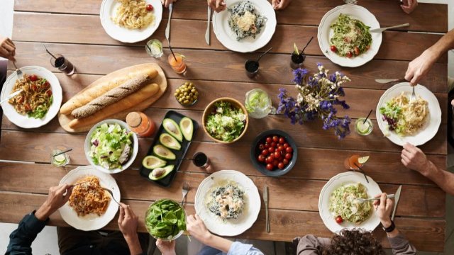 Abendessen unter freiem Himmel in Lobeda West