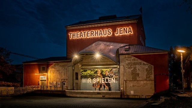 Offene Türen im Theaterhaus