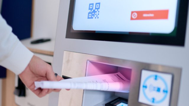 Neue Kassenautomaten im Stadtwerke-Kundencenter