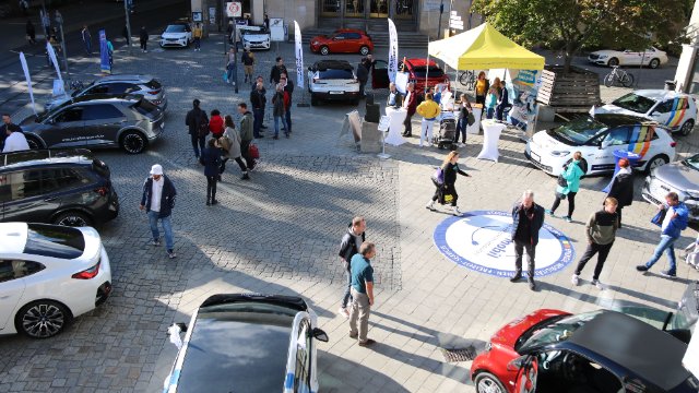 Stadtwerke veranstalten Tag der Elektromobilität