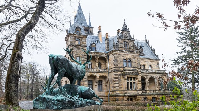 Schlösser und Denkmale nutzen – aber wie?