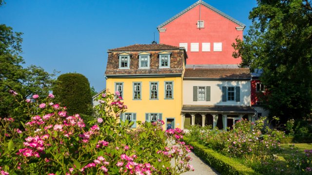 Wie weit ist es bis ins Deutsche?