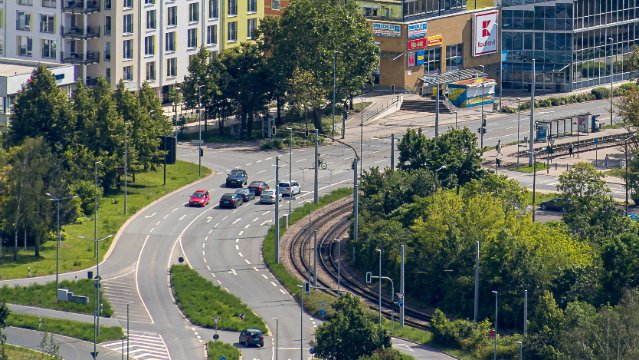 Bauarbeiten auf der Erlanger Allee und Karl-Marx-Allee