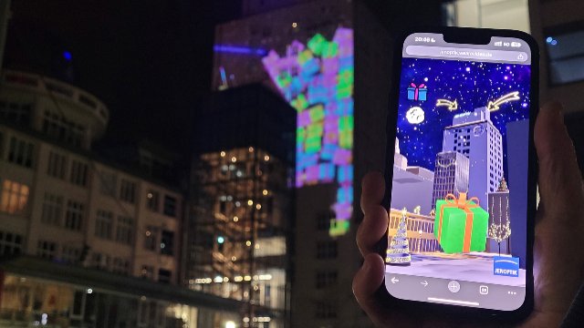 „Geschenke-Schnipsen“ am Jenoptik-Hochhaus