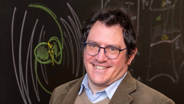 Das Rätsel superstarker Magnetfelder lösen   