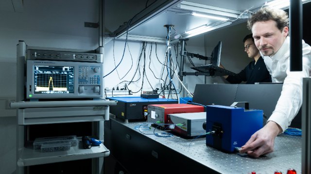 Forscher entwickeln Licht-basiertes KI-System 