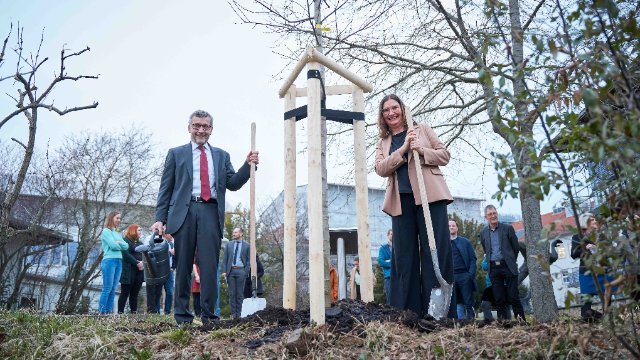 Walter Rosenthal mit Xience Award 2024 ausgezeichnet