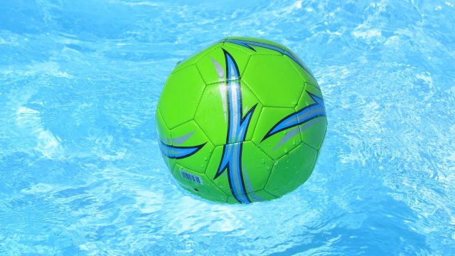 Erstmals ein Wettkampf im Wasserball in Jena