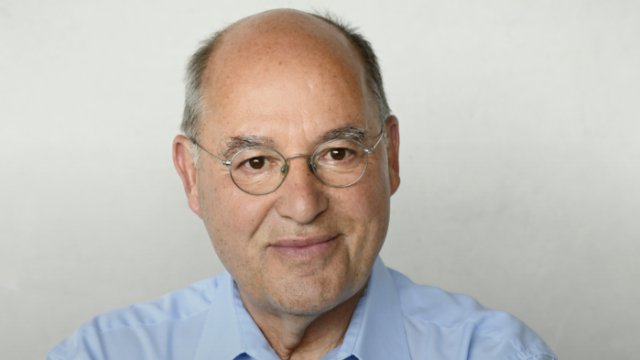 Gregor Gysi auf dem Holzmarkt