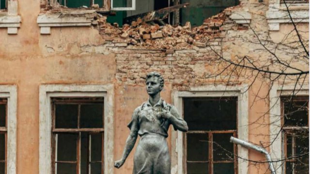 Fotoausstellung zur Zerstörung von Tschernihiw