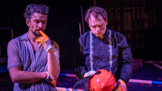 Doppelvorstellung im Theaterhaus am 11. Mai