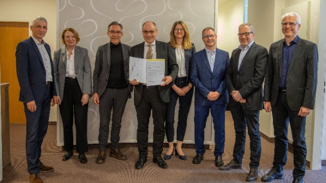 Leibniz-Zentrum für Photonik in der Infektionsforschung stellt Weichen für medizinische Innovationen