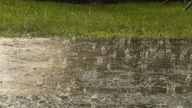 Jena erwartet Unwetter-Ausläufer mit Starkregen und Gewitter