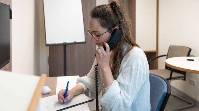 Ein offenes Ohr für pflegende Angehörige    