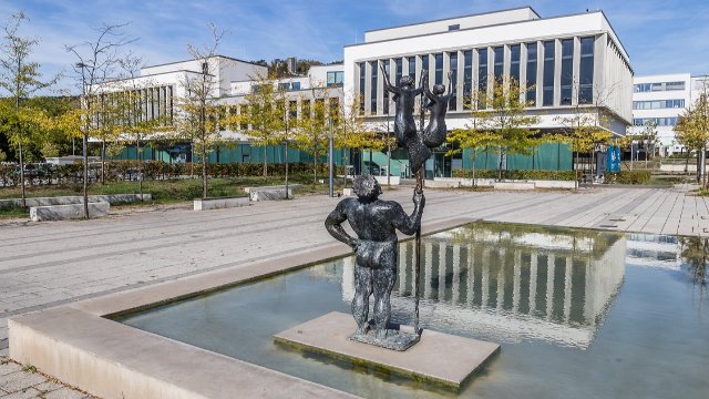 Förderung für Erneuerung Salvador-Allende-Platz