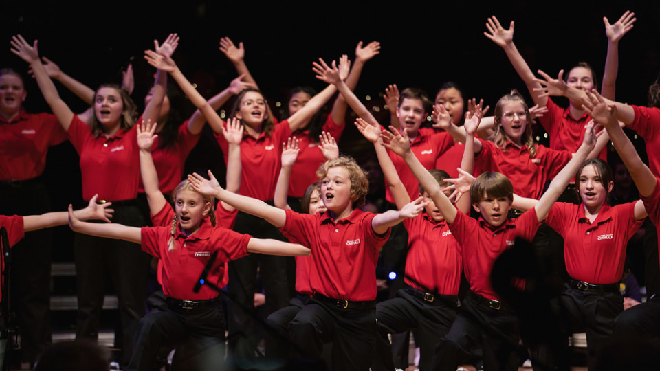 Orchester aus Pittsburg und Kinderchor aus Colorado in der Stadtkirche