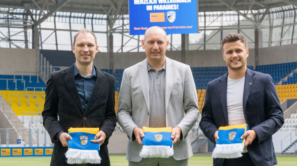 Autohaus König neuer Haupt- und Trikotsponsor des FCC