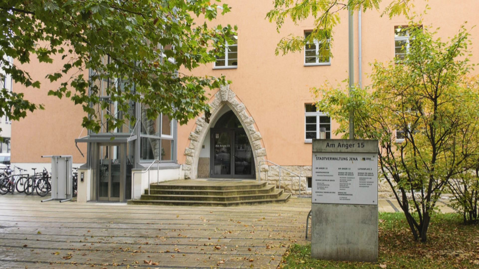 Stadt Jena plant künftig fünf Dezernate 
