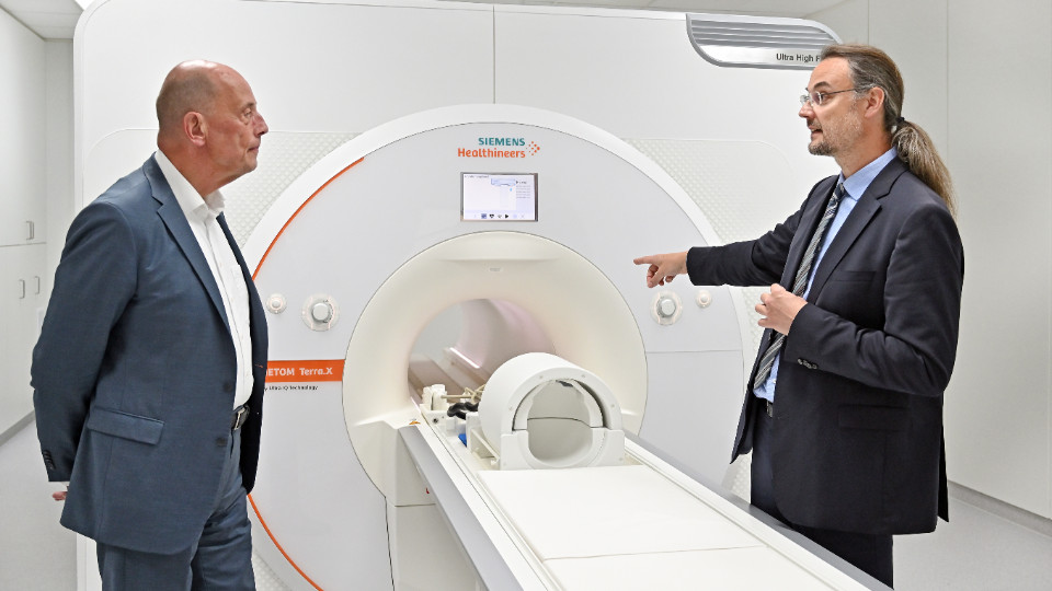 Jena wird zum Zentrum für Neurobildgebung