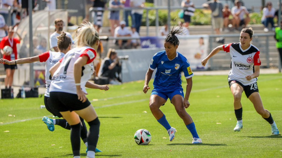 FCC Frauen verlieren Auftaktspiel