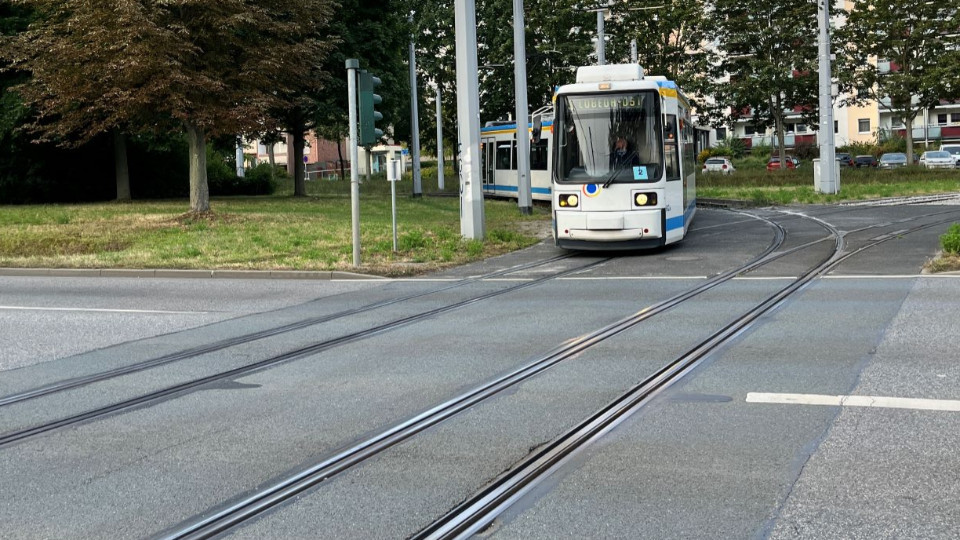 Erneuerung der Weichen am Gleisdreieck Winzerla
