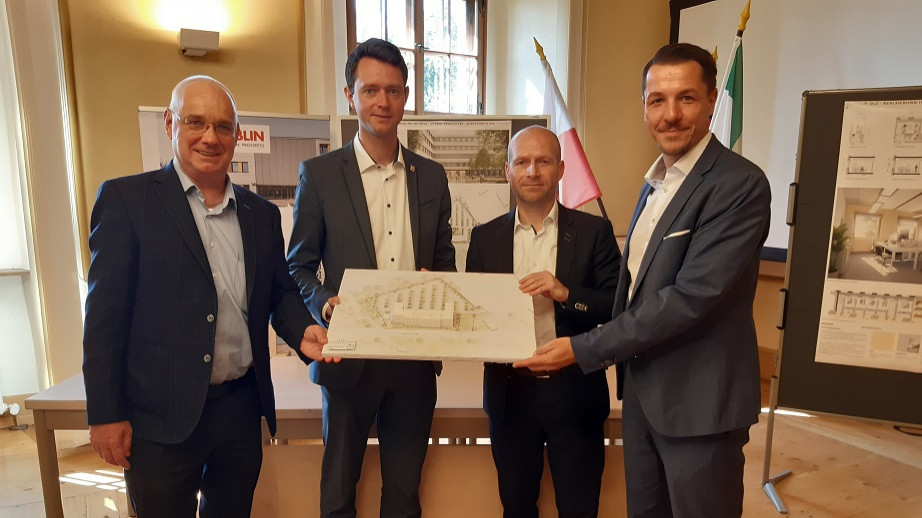 Vertrag für neues Verwaltungszentrum unterzeichnet