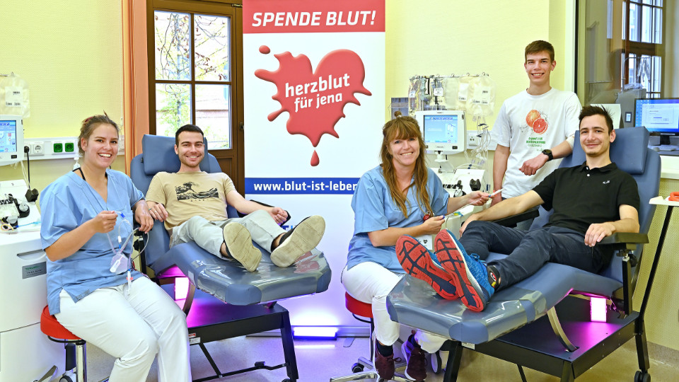 Vampire Cup: Pharmaziestudenten rufen zur Blutspende auf