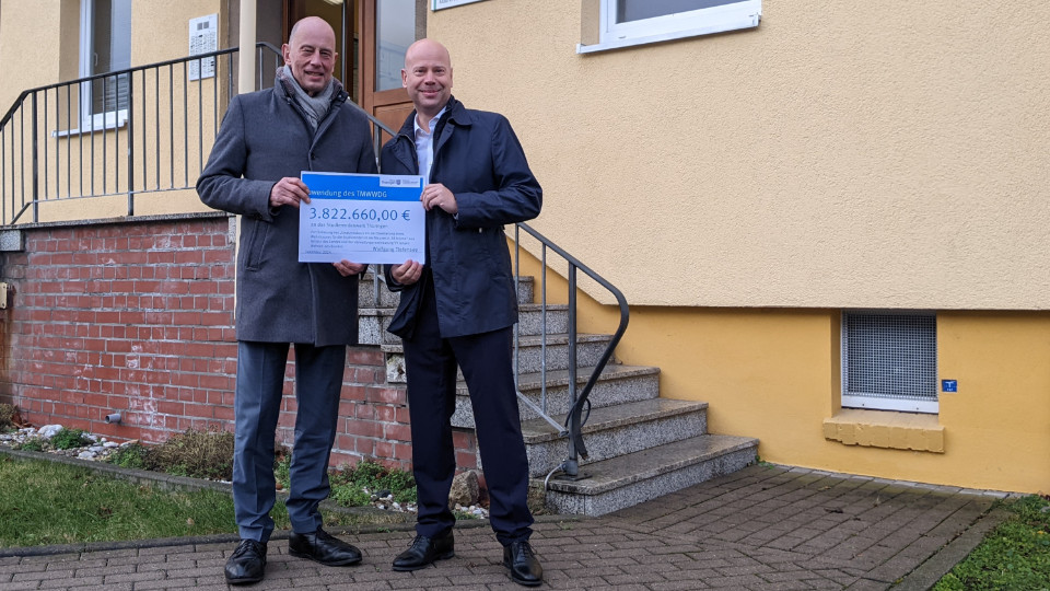 Förderbescheid für Wohnheim-Neubau