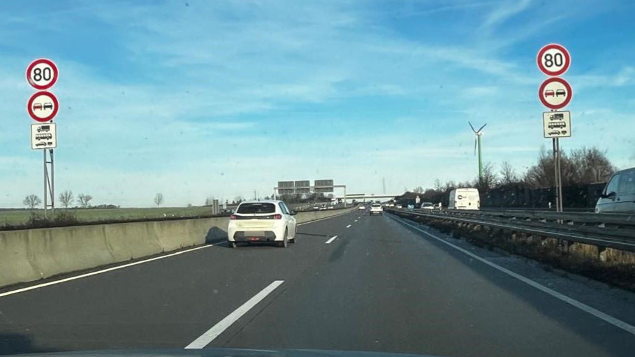 Verkehrszeichen sorgen für Unsicherheit auf der A9