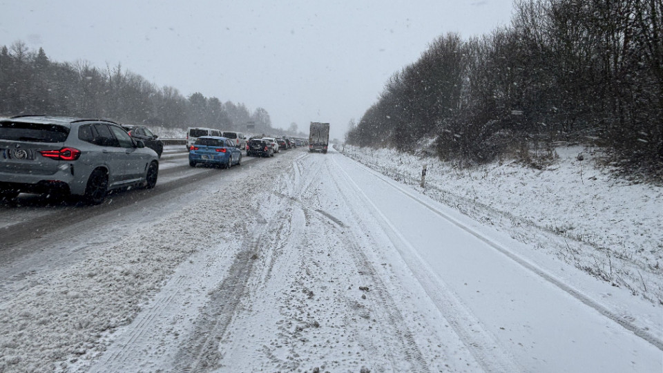 Zahlreiche Verkehrsunfälle auf Autobahnen 