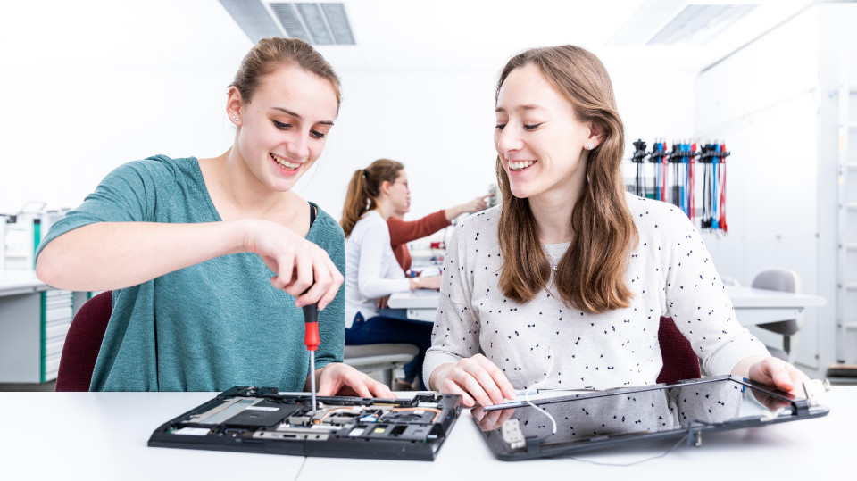 Girls’Day & Boys’Day 2025 an der EAH Jena