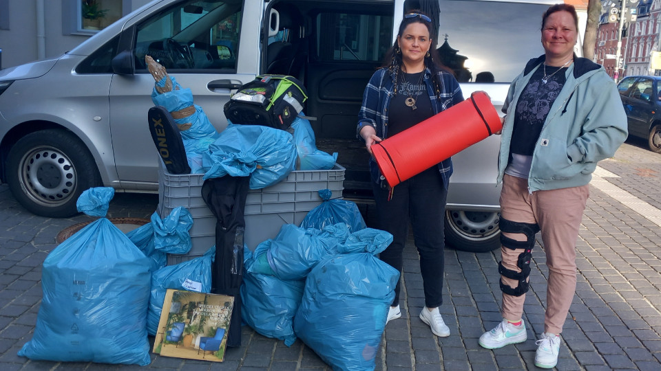 Fundbüro übergibt Sachspenden