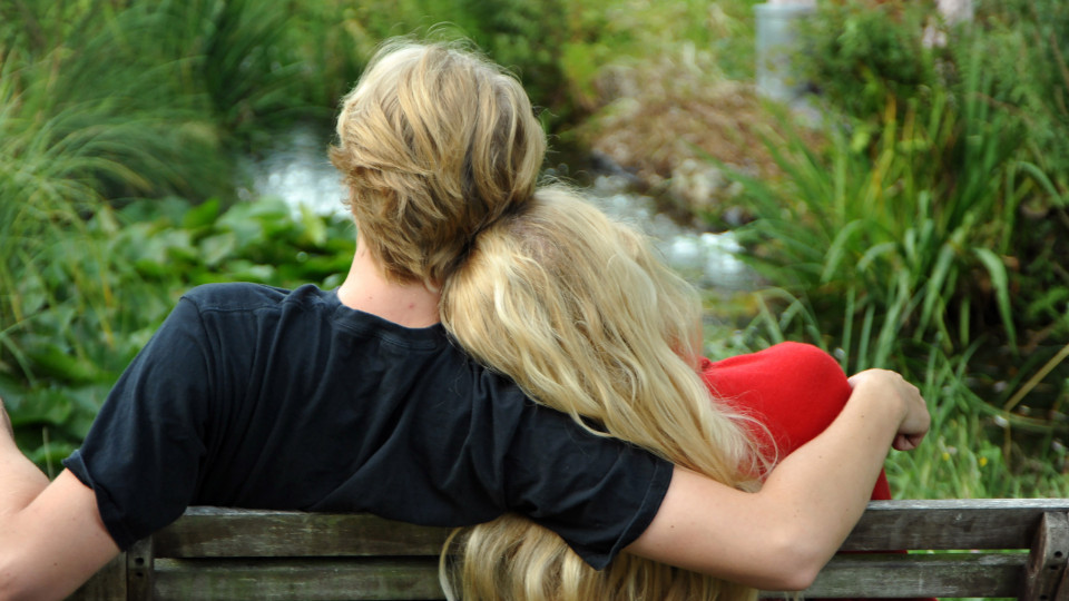 Jenaer Studie widerlegt Mythos der „Happy Sexless Couples“