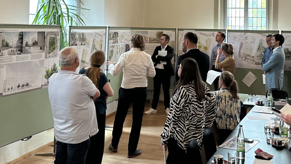 Siegerentwürfe für die Neugestaltung des Ernst-Abbe-Platzes stehen fest