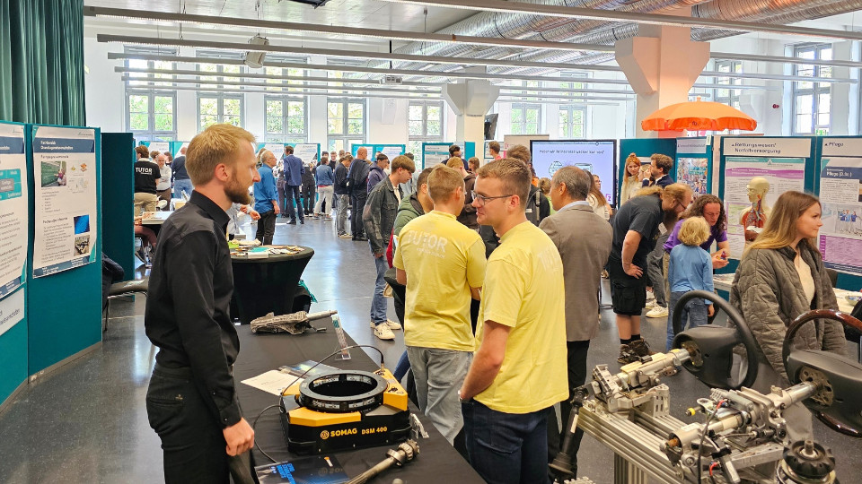 Open Campus der Ernst-Abbe-Hochschule Jena zieht rund 1.000 Gäste an