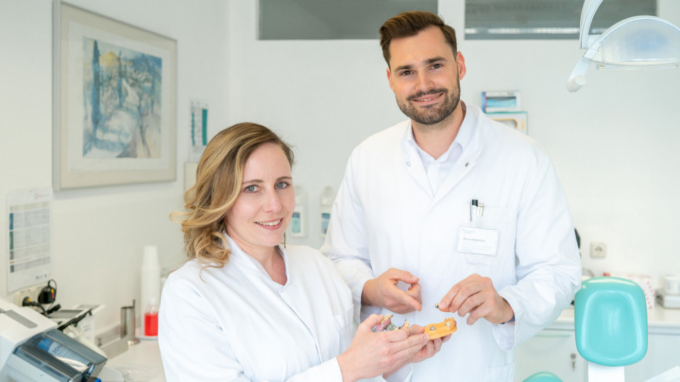 UKJ-Abendvorlesung: Zahnersatz im Fokus