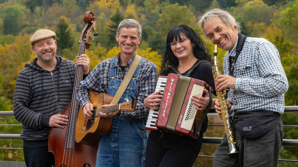 Konzert mit "Windkind" im Drackendorfer Park