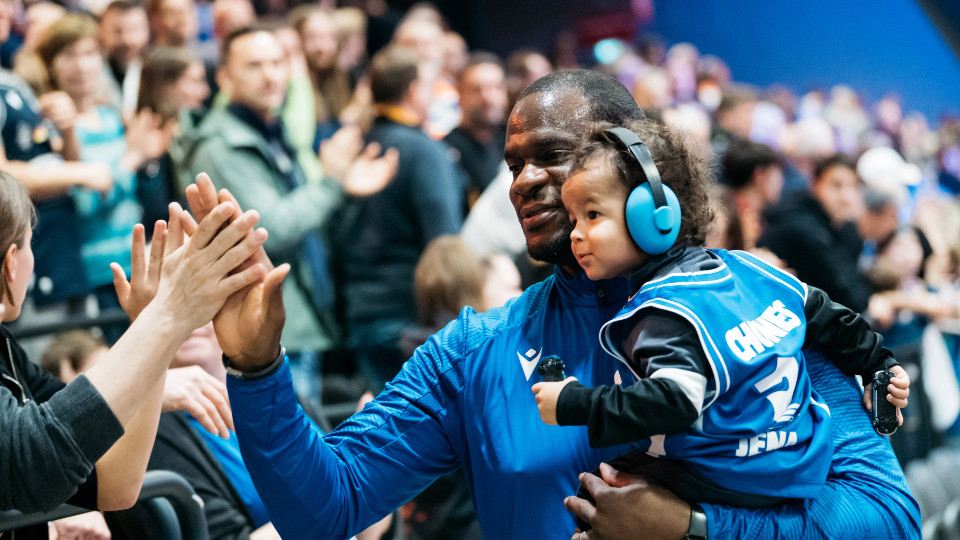 Kendall Chones verlässt Science City Jena