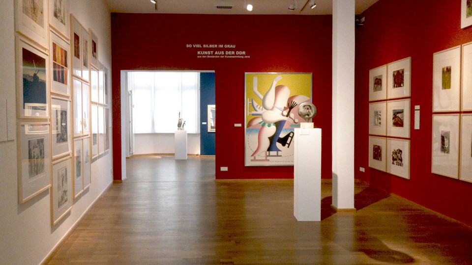 So viel Silber im Grau – Kunstsammlung zeigt Vielfalt aus DDR-Zeiten