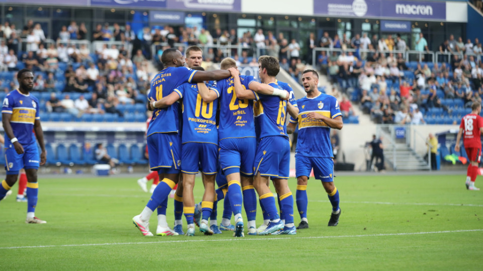 FC Carl Zeiss Jena fährt ungefährdeten Heimsieg ein