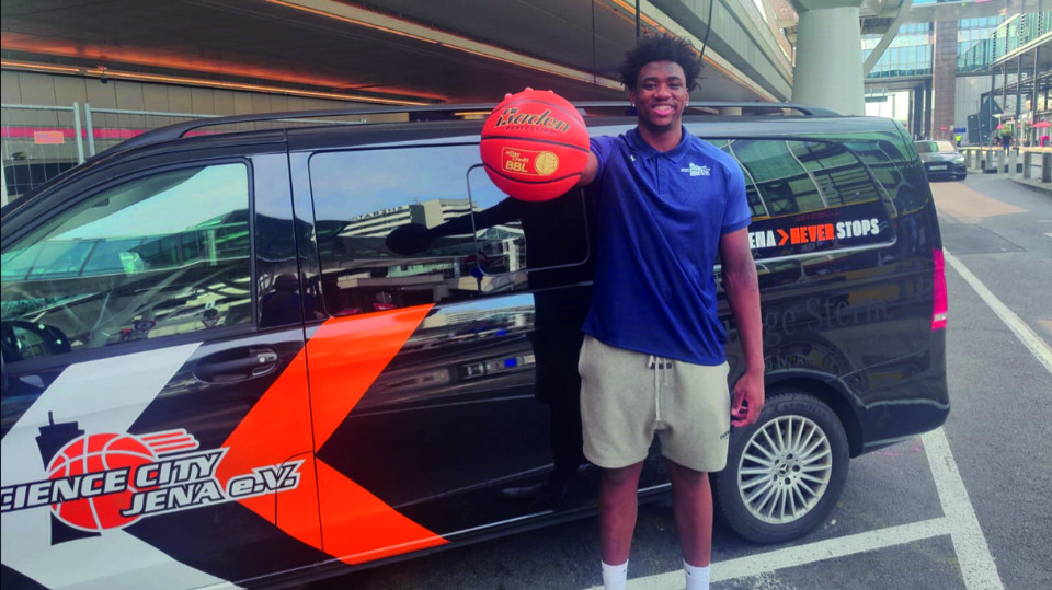 Science City verpflichtet Great Osobor