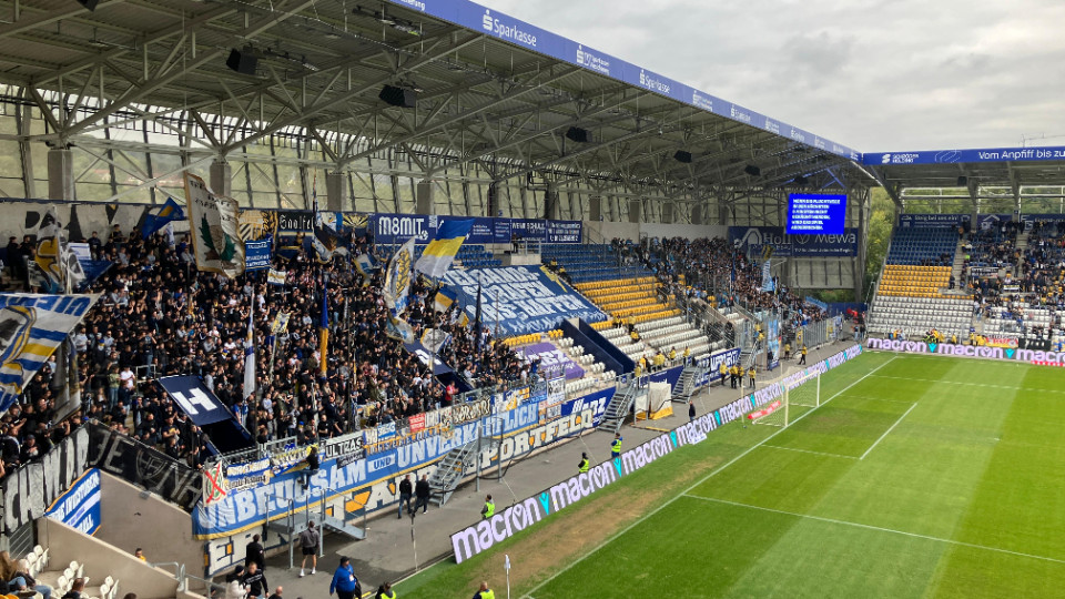 Stellungnahme des FC Carl Zeiss Jena zur Spielunterbrechung