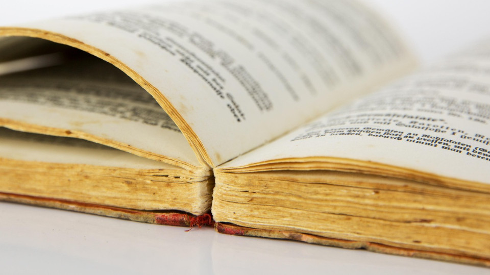 Poesie und Musik in der Kunstgalerie