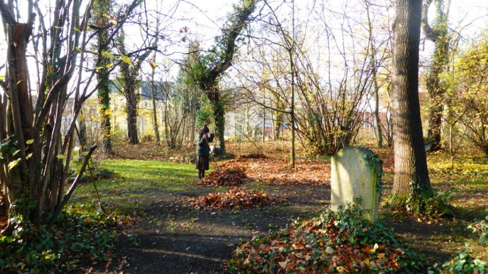 Arbeitseinsatz auf dem Johannisfriedhof 