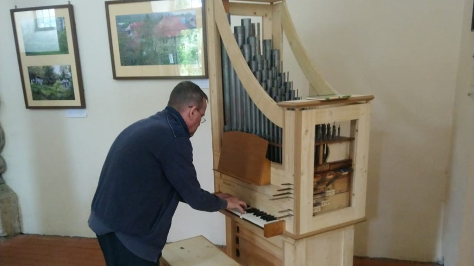 Burgauer Orgelmusiken enden - Restaurierung der Poppe-Orgel 