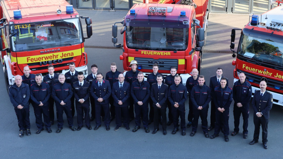Mission erfüllt: 20 neue Feuerwehrmänner starten durch